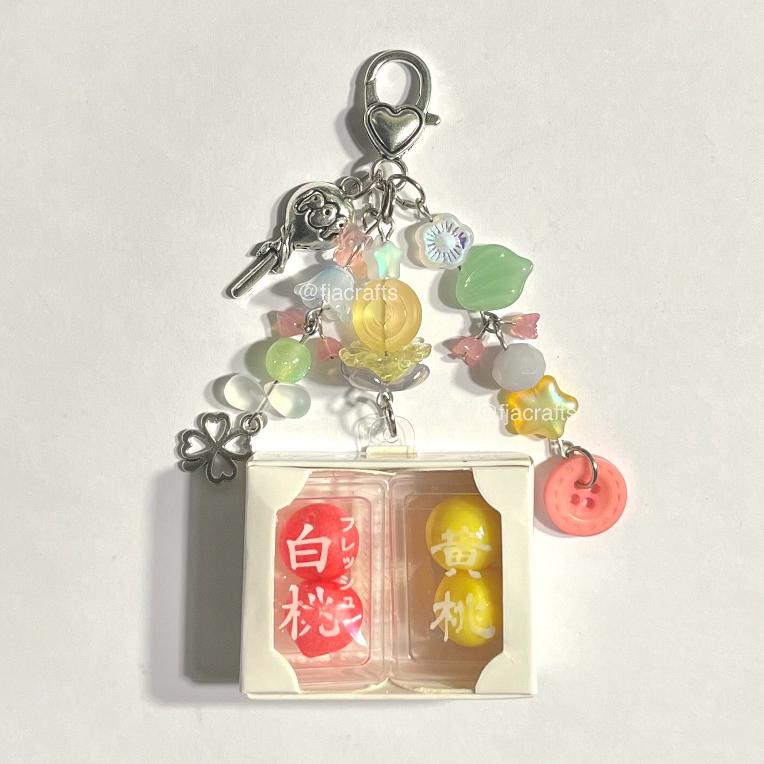 Apples & Peaches Cute Kawaii Beaded Clutter Squishy Crate Keychain Bag Clip | red, gold, pink, pastel, stars FJA Crafts