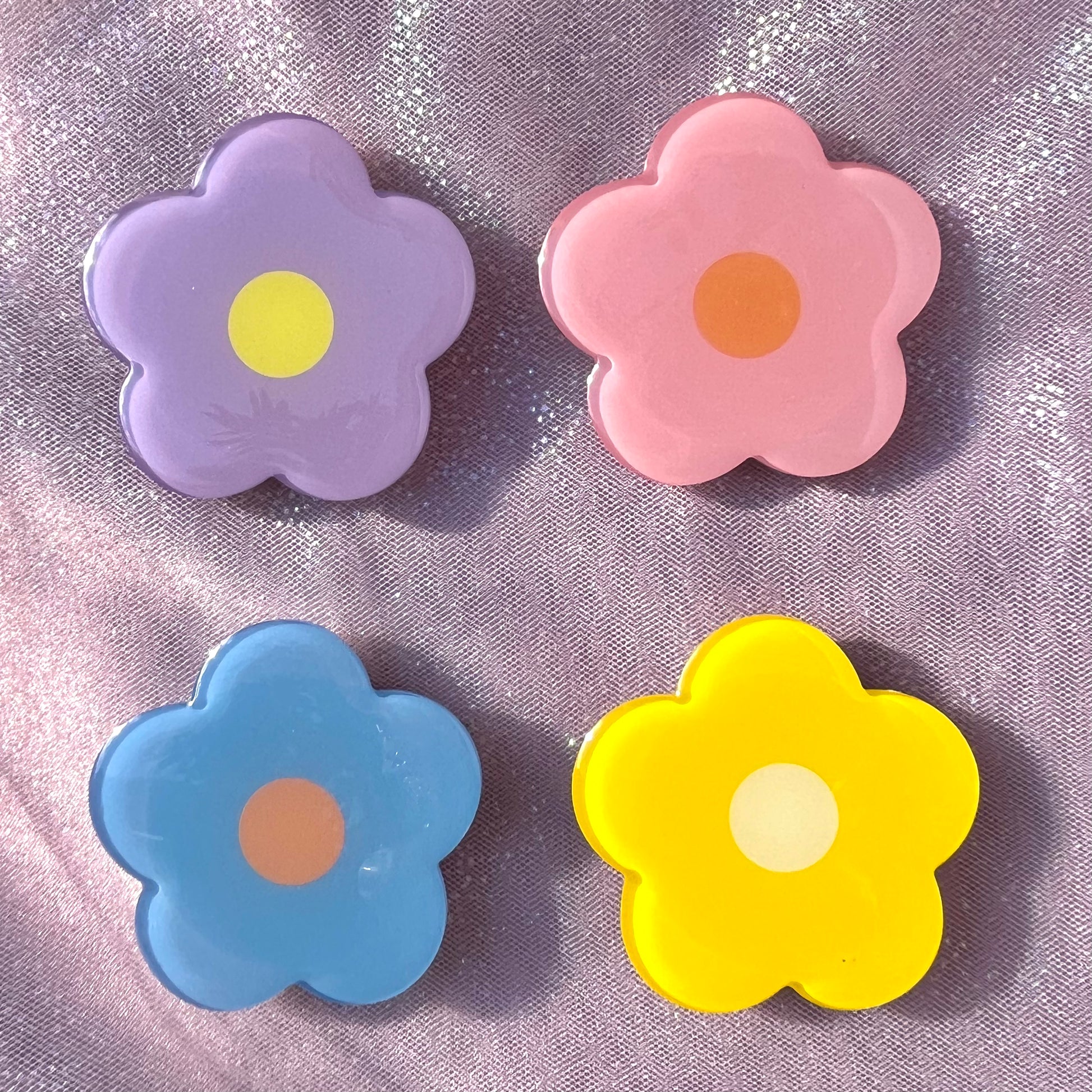 Flower Power Phone Grip | Griptok FJA Crafts